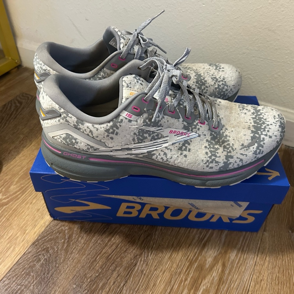 Brooks Ghost 15